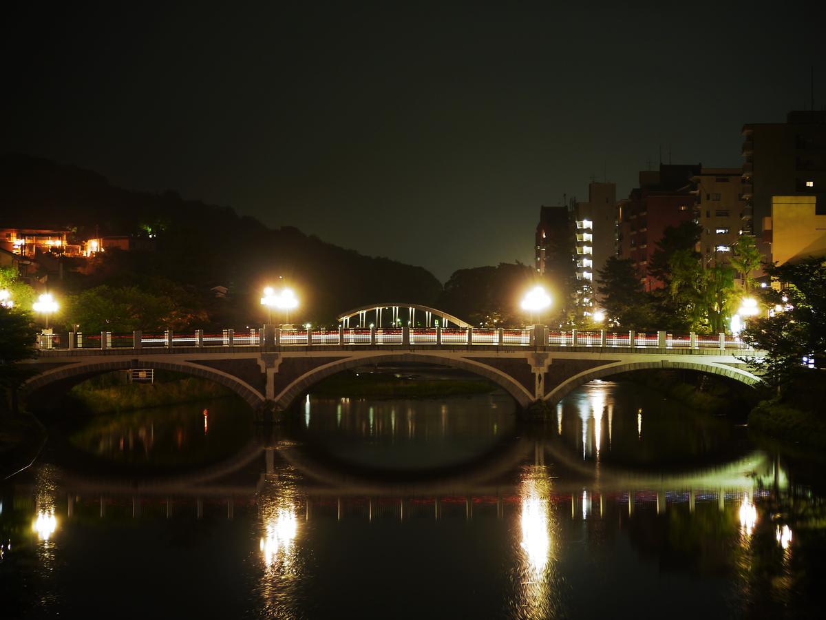 Hotel Wing International Premium Kanazawa Ekimae Екстер'єр фото